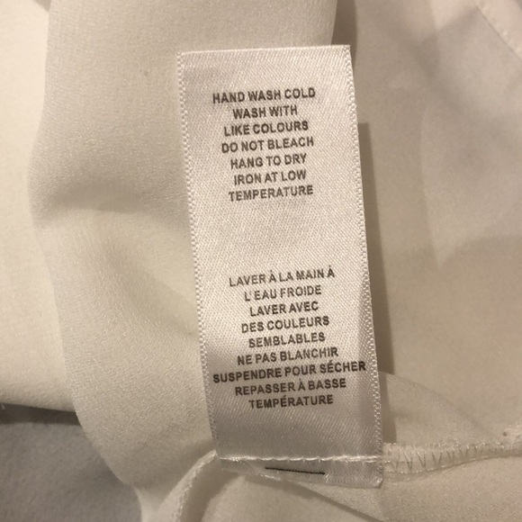 Cleo | EUC White Flowy Cap-Sleeve Blouse - Picture 7 of 7